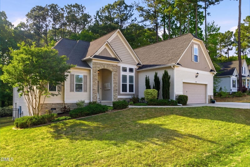 142 Candlenut Ln, Smithfield, NC 27577