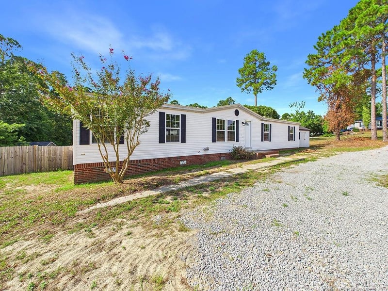 142 Castle, Sanford, NC 27332