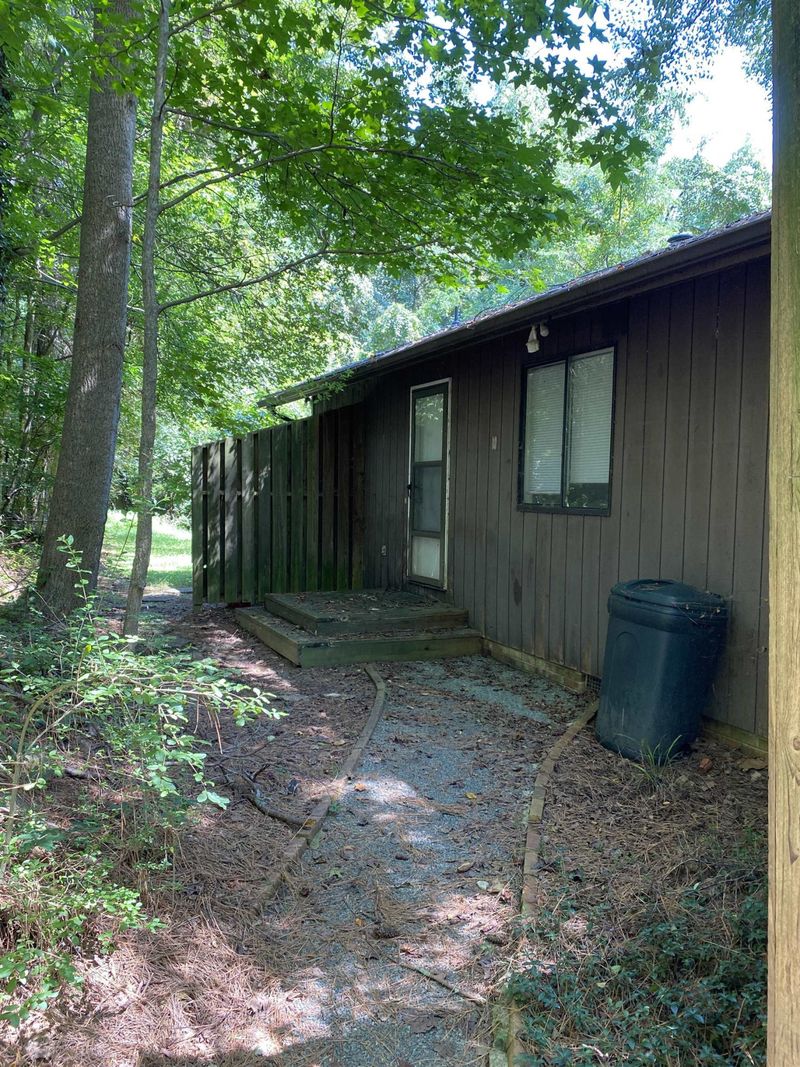 142 Cedar Ter, Chapel Hill, NC 27516