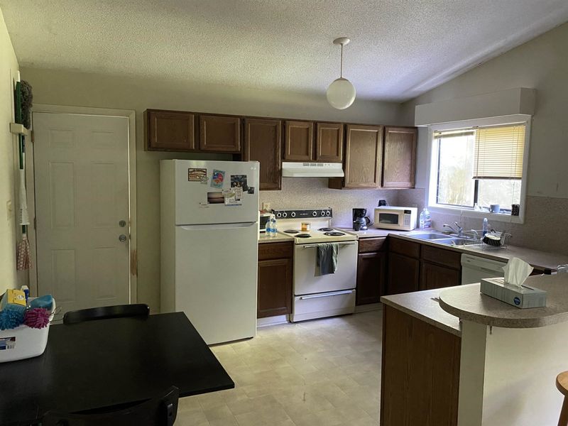 142 Cedar Ter, Chapel Hill, NC 27516