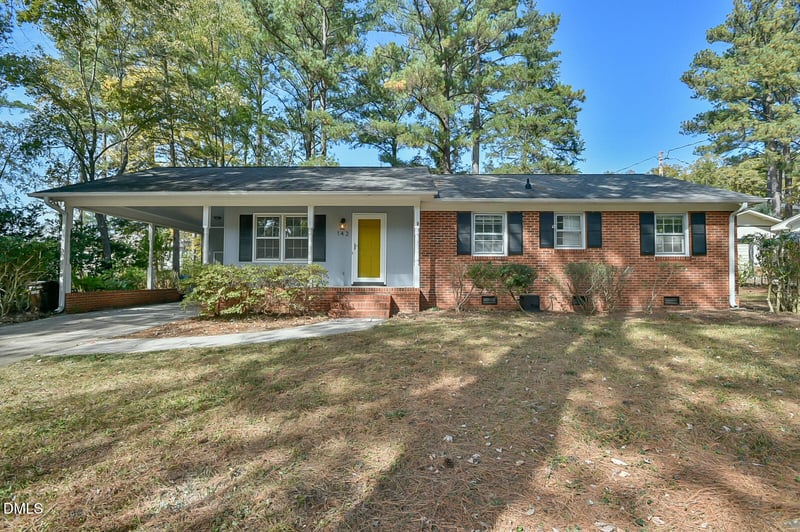 142 Celeste Cir, Chapel Hill, NC 27517
