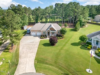 142 Crestline Dr, Selma, NC 27576