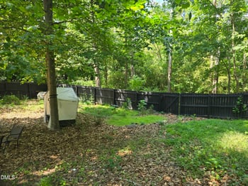142 Edinborough Dr, Mebane, NC 27302