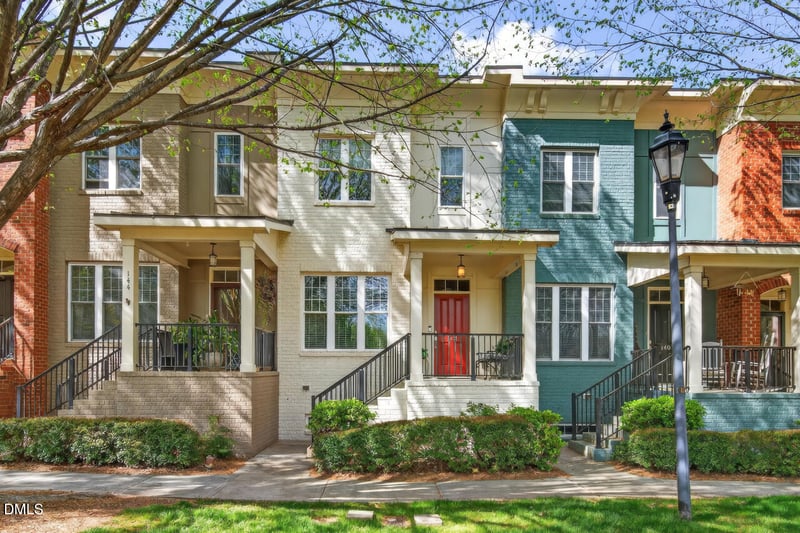 142 Finsbury St, Durham, NC 27703