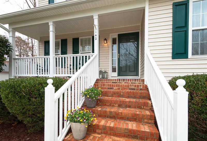 142 Forest Ln, Garner, NC 27529