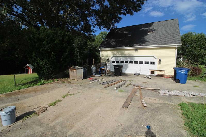 142 Green Level Rd, Angier, NC 27501