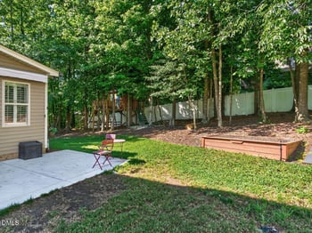 142 Hill Row Ln, Clayton, NC 27527