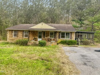 142 Kings Rd, Henderson, NC 27537