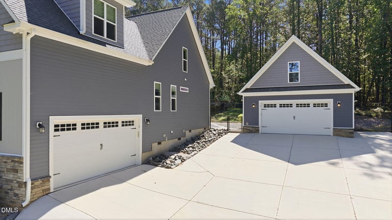142 Mohawk Dr, Louisburg, NC 27549