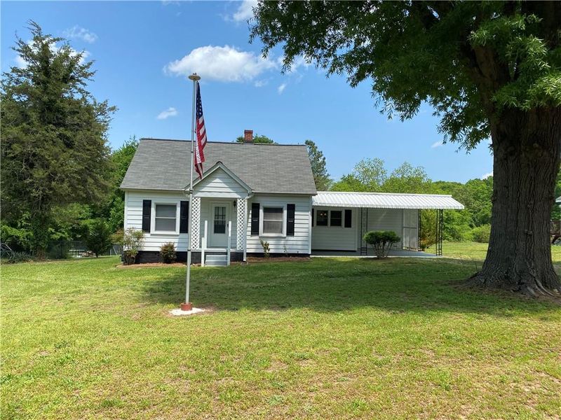 142 Oliver Ln, Burlington, NC 27217