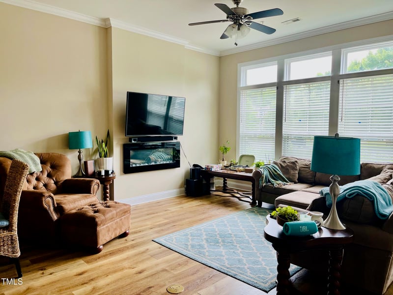 142 Philips Sq, Chapel Hill, NC 27516