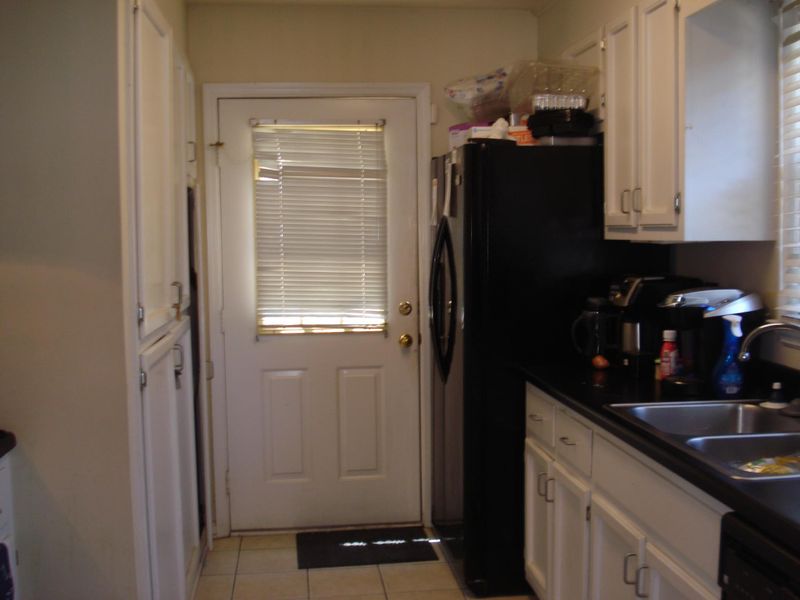 142 Rollingwood Dr, Dunn, NC 28334