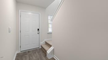 142 Rusling Leaf Dr, Fuquay Varina, NC 27526