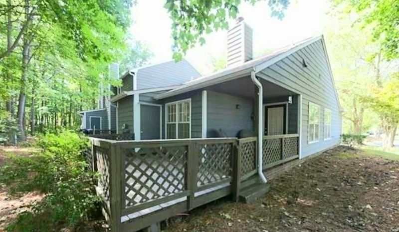 142 Shady Meadow Cir, Cary, NC 27513
