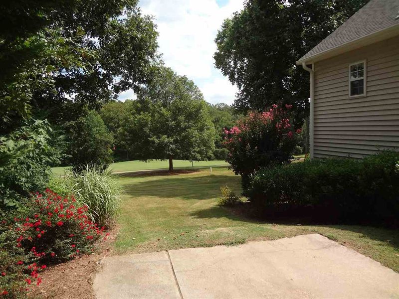 142 Trantham Trl, Clayton, NC 27527