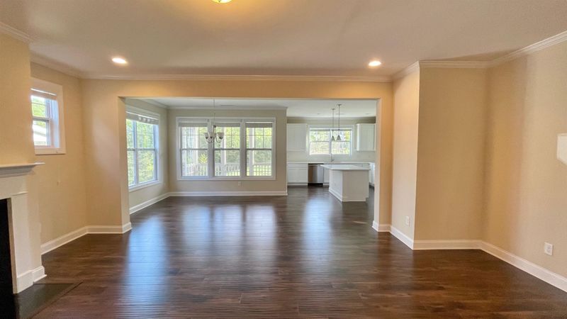 142 Wards Ridge Dr, Cary, NC 27513