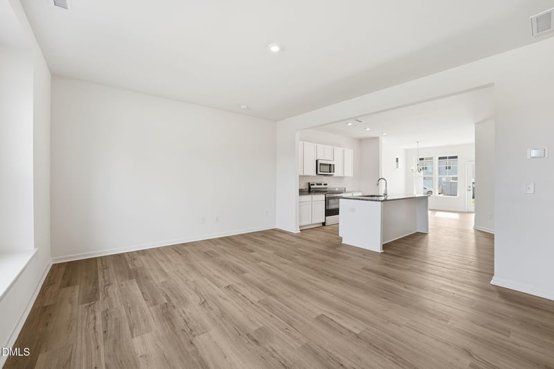 1420 Cooper St, Sanford, NC 27330