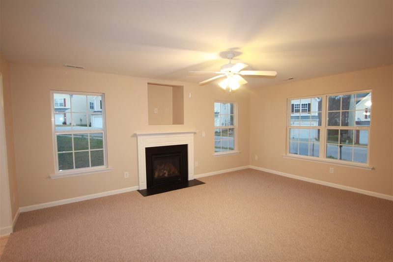 1420 Cricket Ridge Dr, Raleigh, NC 27610