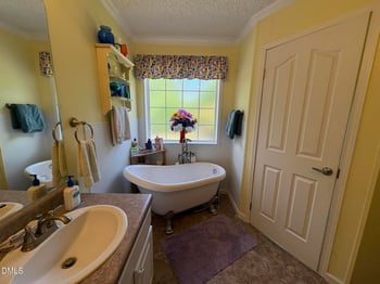 1420 Ferrells Bridge Rd, Louisburg, NC 27549