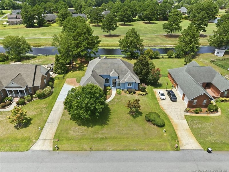 1420 Four Wood Dr, Fayetteville, NC 28312