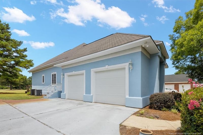 1420 Four Wood Dr, Fayetteville, NC 28312