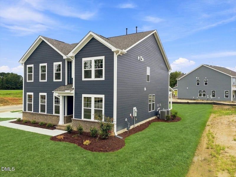 1420 Green Cypress Dr, Zebulon, NC 27597