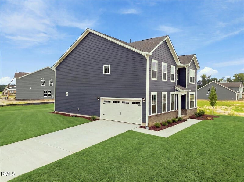 1420 Green Cypress Dr, Zebulon, NC 27597