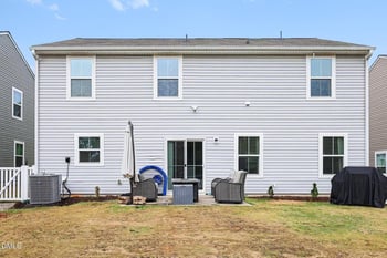 1420 Indigo Creek Dr, Zebulon, NC 27597