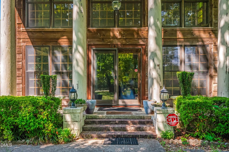 1420 Piney Grove Wilbon Rd, Holly Springs, NC 27540