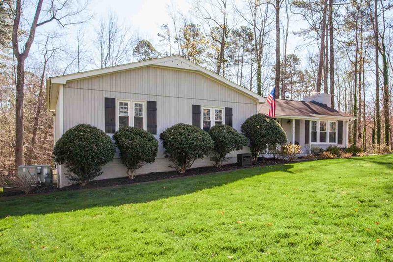 1420 Princess Anne Rd, Raleigh, NC 27607