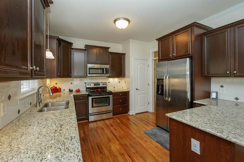 1420 Silver Farm Rd, Raleigh, NC 27603
