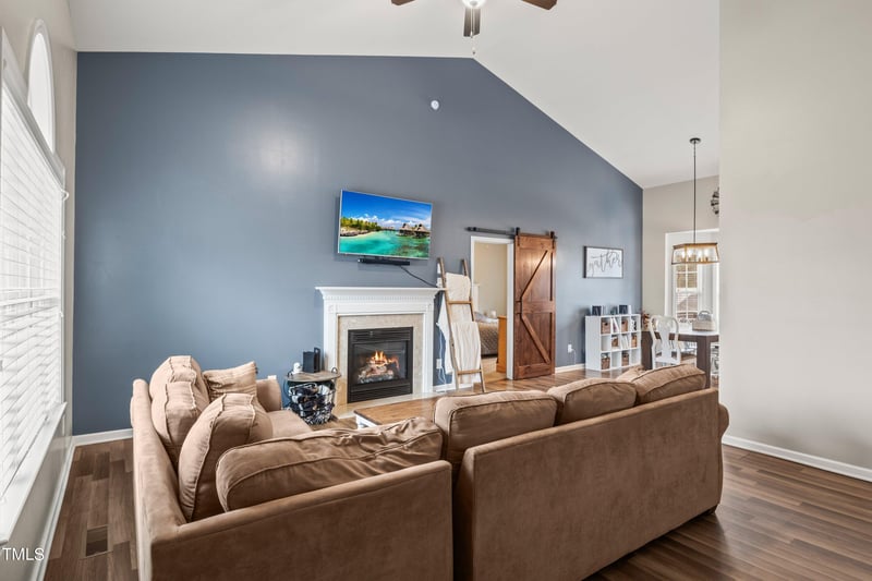 1420 Tawny View Ln, Raleigh, NC 27603