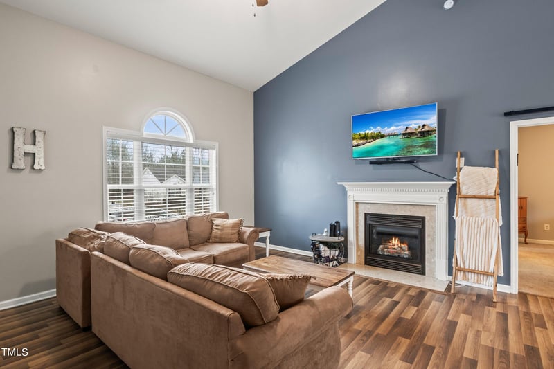 1420 Tawny View Ln, Raleigh, NC 27603