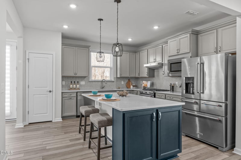 1420 White Admiral St, Fuquay Varina, NC 27526