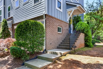 1421 Ardara Ln, Raleigh, NC 27607