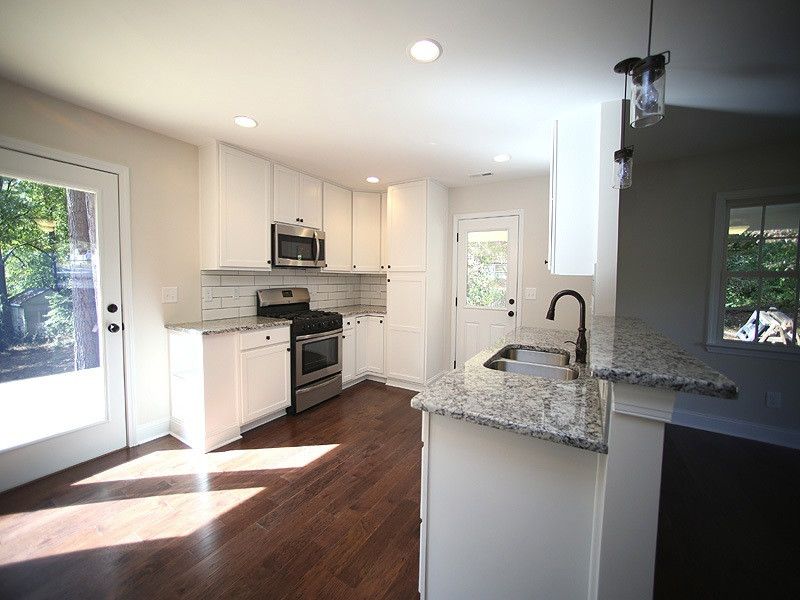 1421 Carolina Pines Ave, Raleigh, NC 27603