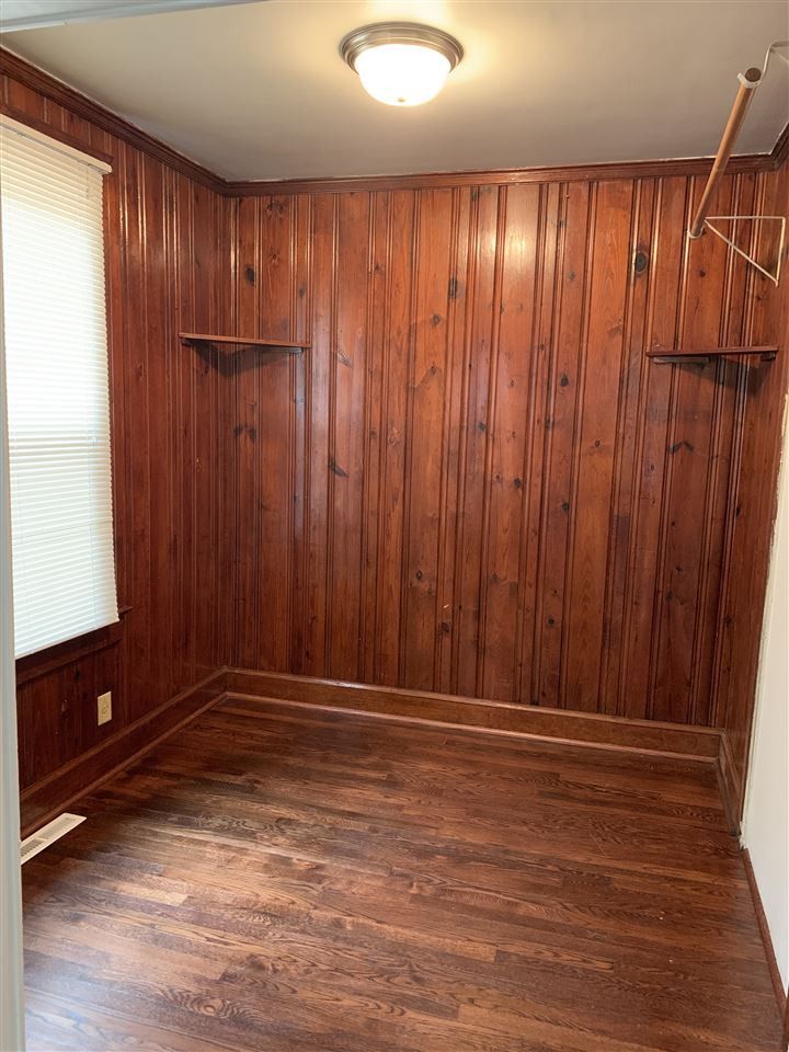 1421 Clarendon St, Durham, NC 27704