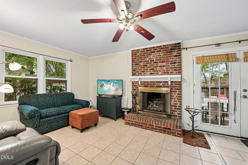1421 Elberon Pl, Raleigh, NC 27609