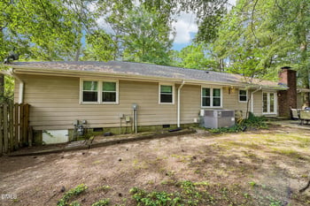 1421 Elberon Pl, Raleigh, NC 27609