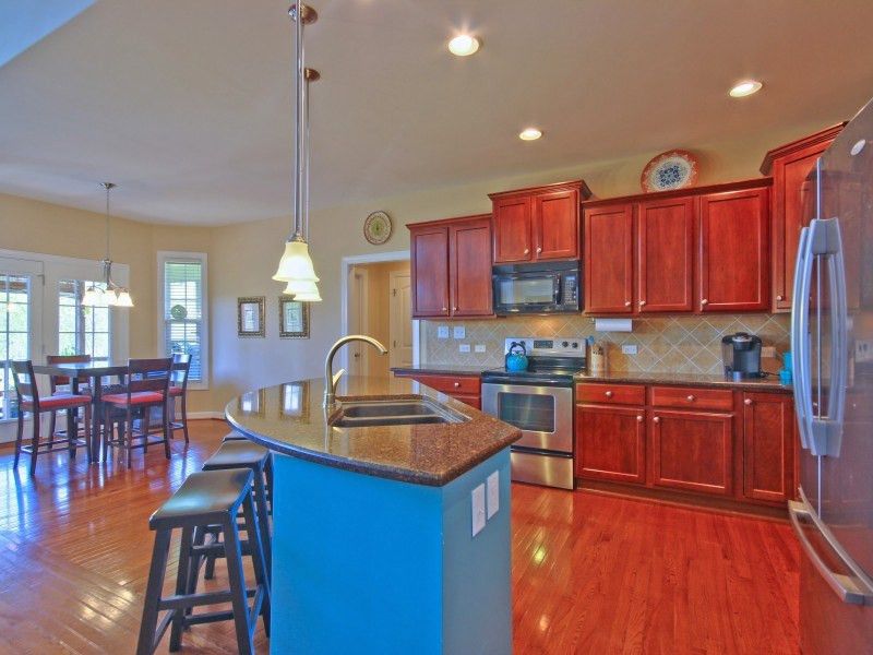 1421 Green Mountain Dr, Wake Forest, NC 27587