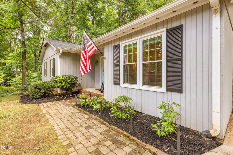 1421 Harris Ct, Cary, NC 27511
