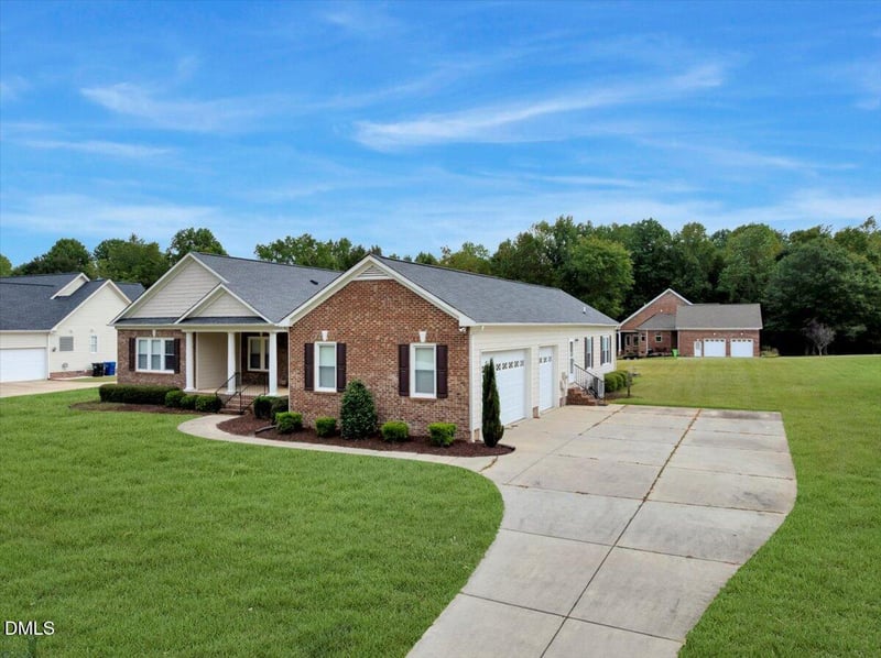 1421 Hopson Downs Ct, Holly Springs, NC 27540