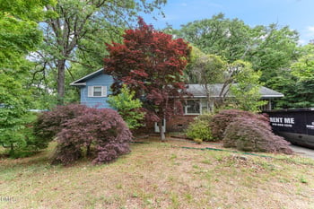 1421 Marlborough Rd, Fayetteville, NC 28304
