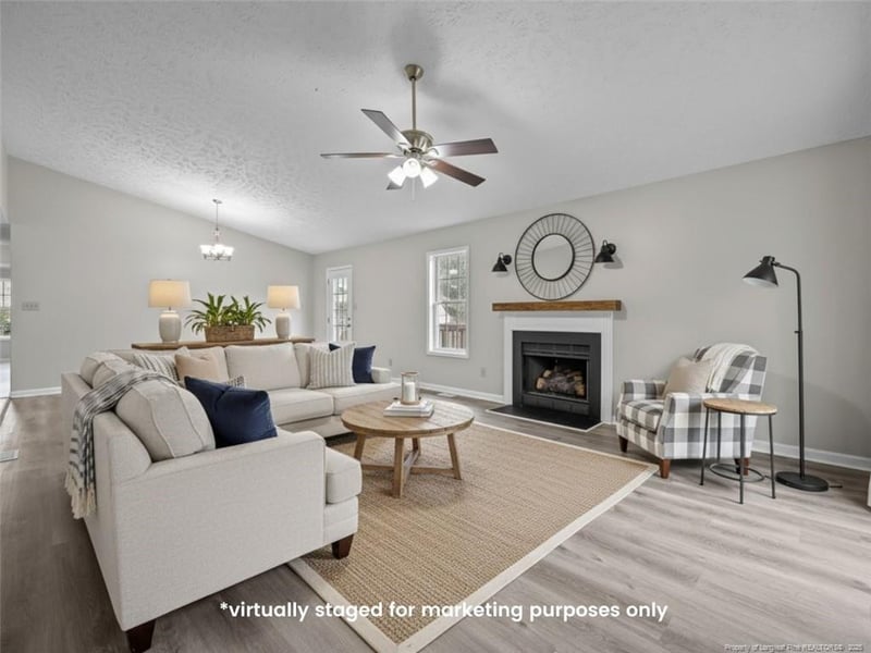 1421 Matilda Ct, Fayetteville, NC 28304