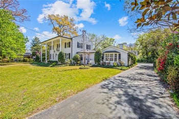 1421 Morganton Rd, Fayetteville, NC 28305