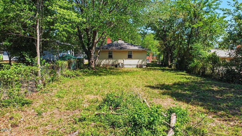 1422 Carnage Dr, Raleigh, NC 27610