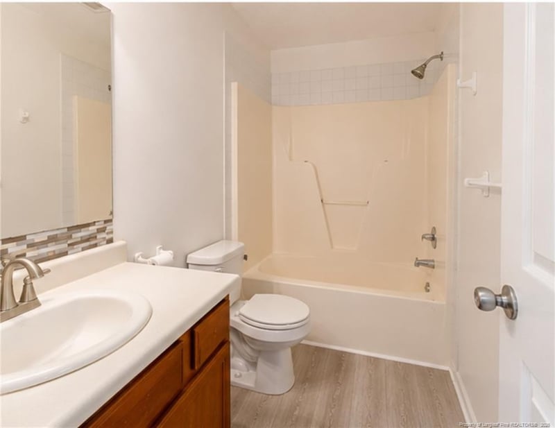 1422 Mingary Ave, Fayetteville, NC 28306
