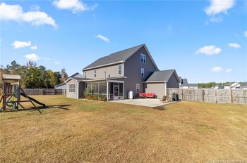 1423 Creekwood Rd, Hope Mills, NC 28348