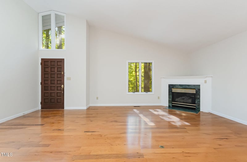 1423 Davis Rd, Hillsborough, NC 27278