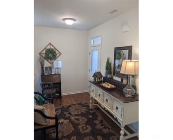 1423 Glenwater Dr, Cary, NC 27519